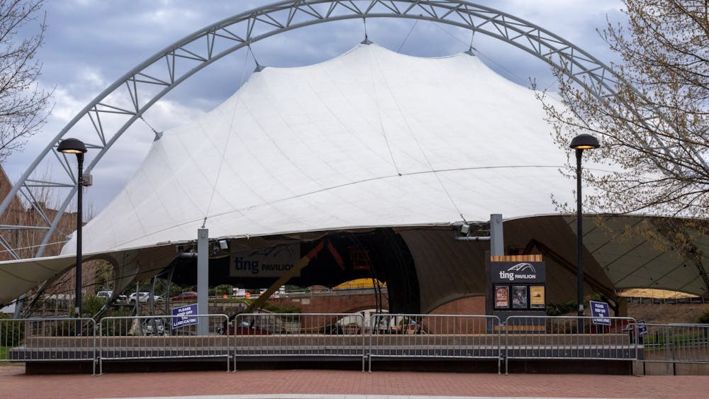 There will be four buses running between Grounds and Ting on a loop all night during Springfest.