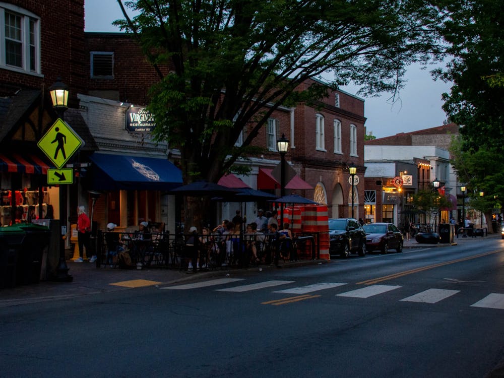  Compared to men, women in all racial groups feel less safe on the Corner, although there are important differences by race. 