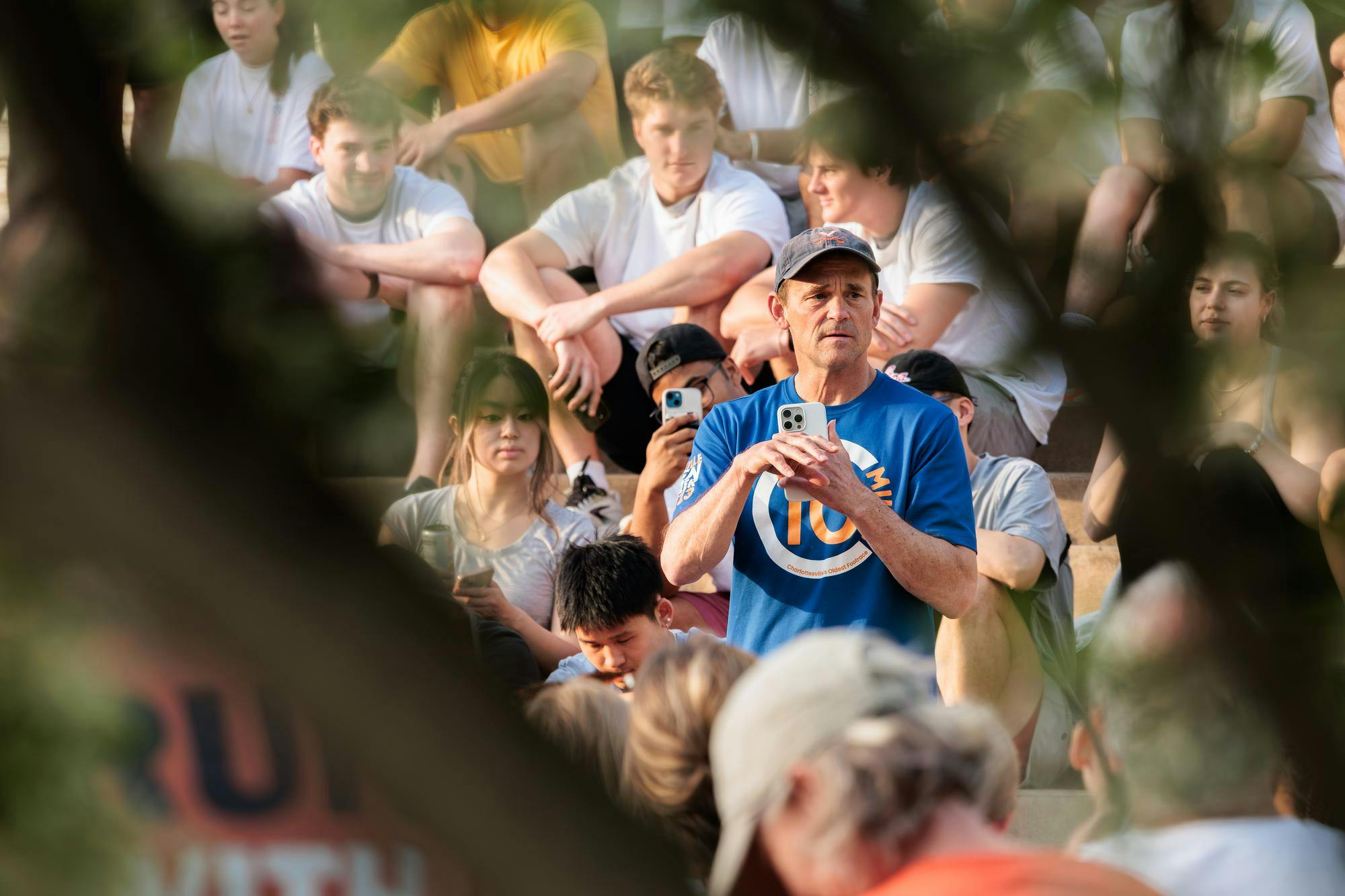 Former University President Jim Ryan joined students Wednesday morning at the Rotunda for a Run with Jim, reviving the beloved tradition a month ahead of his scheduled headlining of the Class of 2026 Valedictory Exercises.