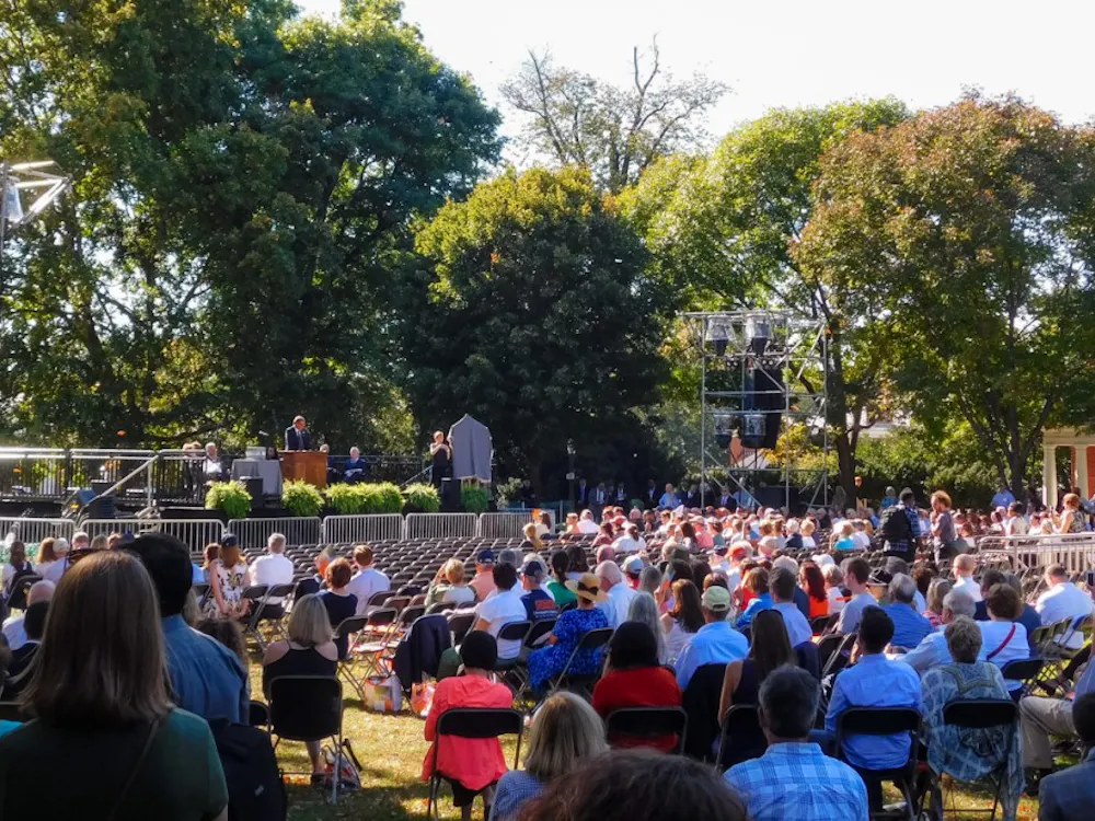 The University laid a plaque marking the Cornerstone's Bicentennial at Pavilion VII. 