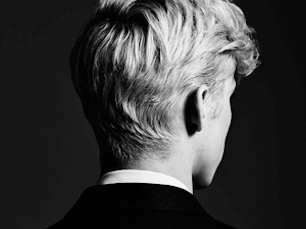 Cover of Troye Sivan's second album "Bloom" 