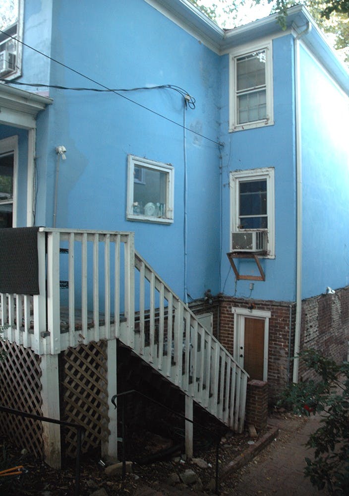 The Hole opening attracted large crowds of students to the&nbsp;Corner's newest self proclaimed "dive bar."&nbsp;