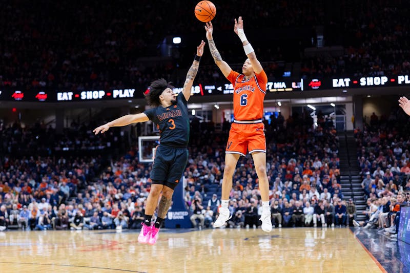 No. 14 Virginia escapes barnburner against Miami with narrow 86-83 win