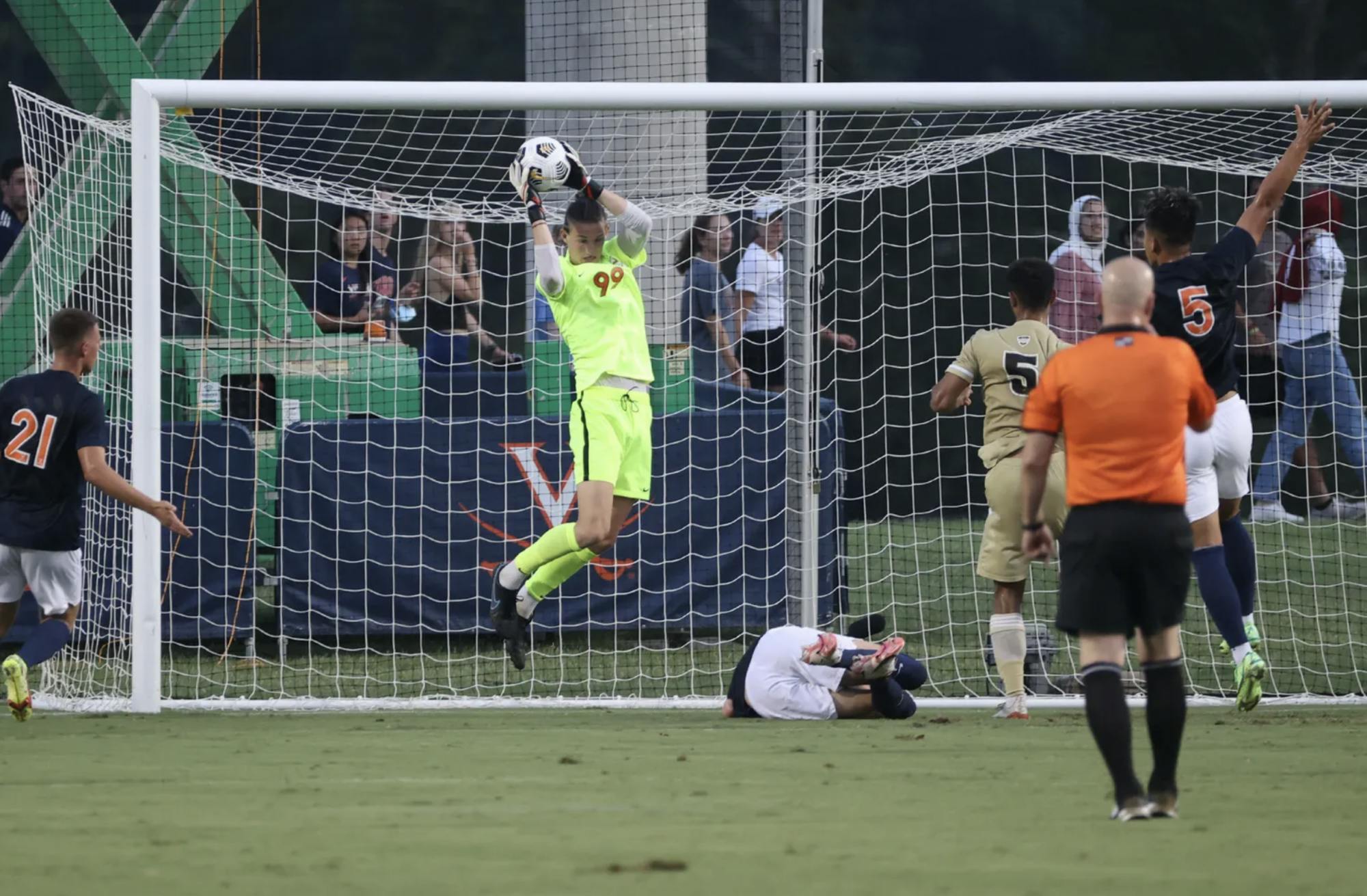 Sophomore goalkeeper Holden Brown gave up two goals against the Fighting Irish and currently averages 1.32 goals allowed per match as the only goalkeeper who has taken the net for the Cavaliers.&nbsp;