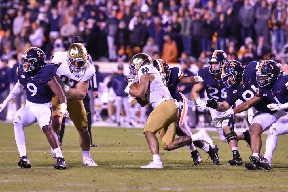 Virginia y Notre Dame dividieron el tiempo de posesión casi igualmente, pero los Fighting Irish claramente lo utilizaron un poco más sabio que los Cavaliers. 