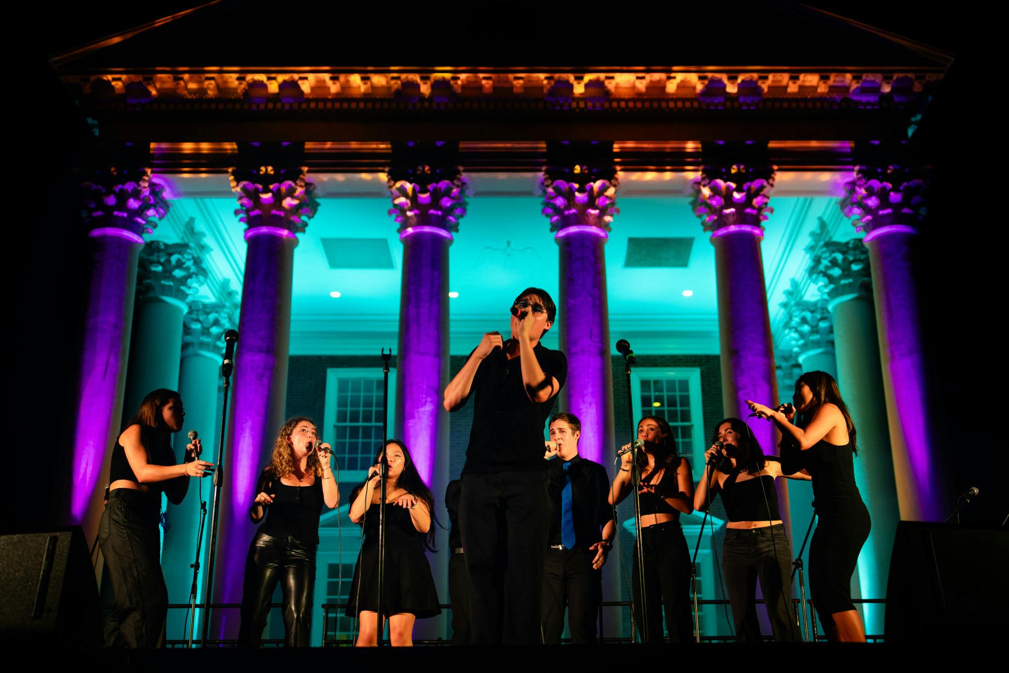 According to Carson Barnes, Hullabahoos member and third-year College student, Rotunda Sing is one of the only occasions where the entire a cappella community comes together to perform for an audience.