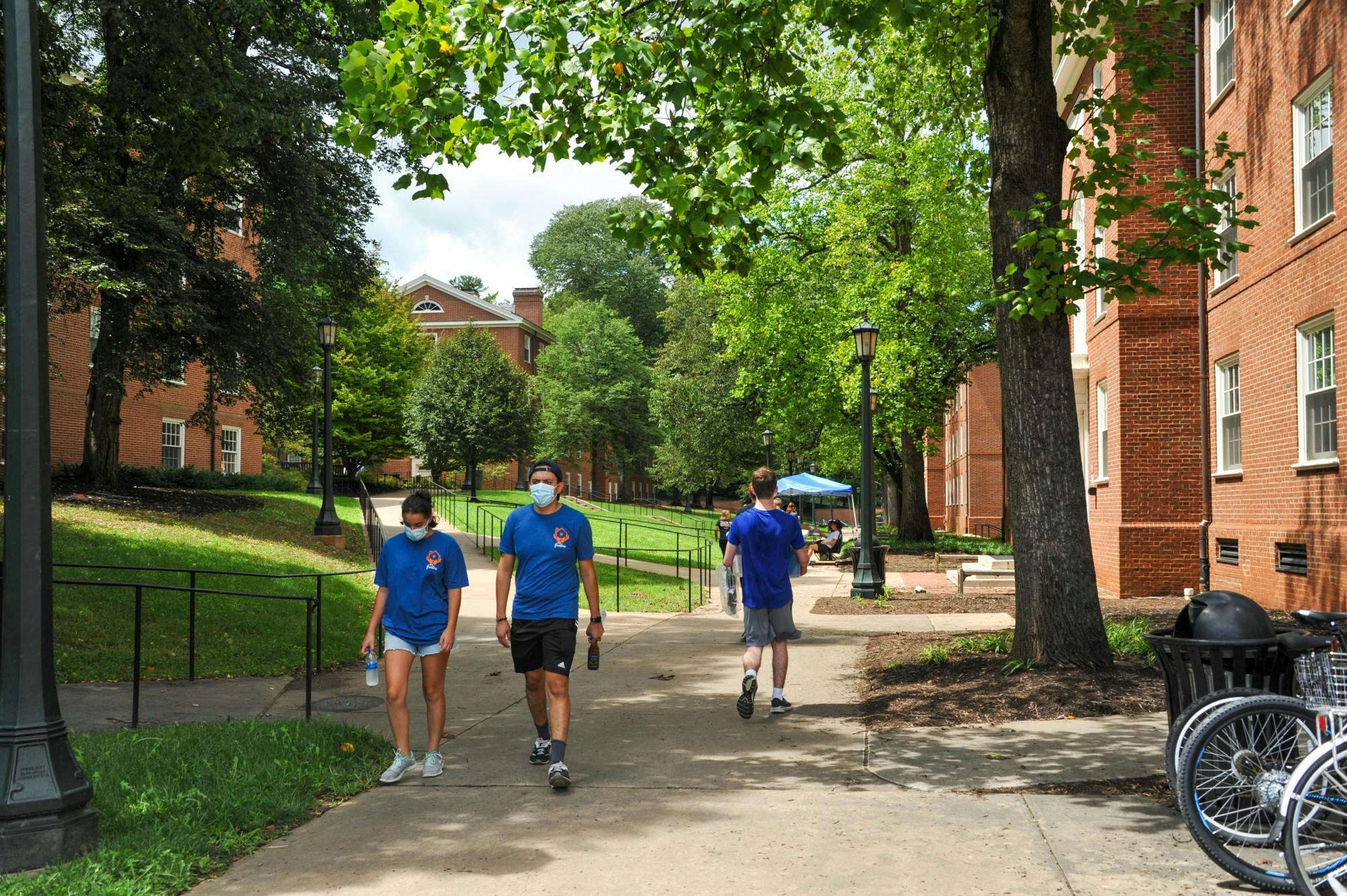 The masking policy requires all individuals, regardless of vaccination status, to wear masks when inside University property, including academic buildings, libraries, dining halls and IM Rec facilities.&nbsp;