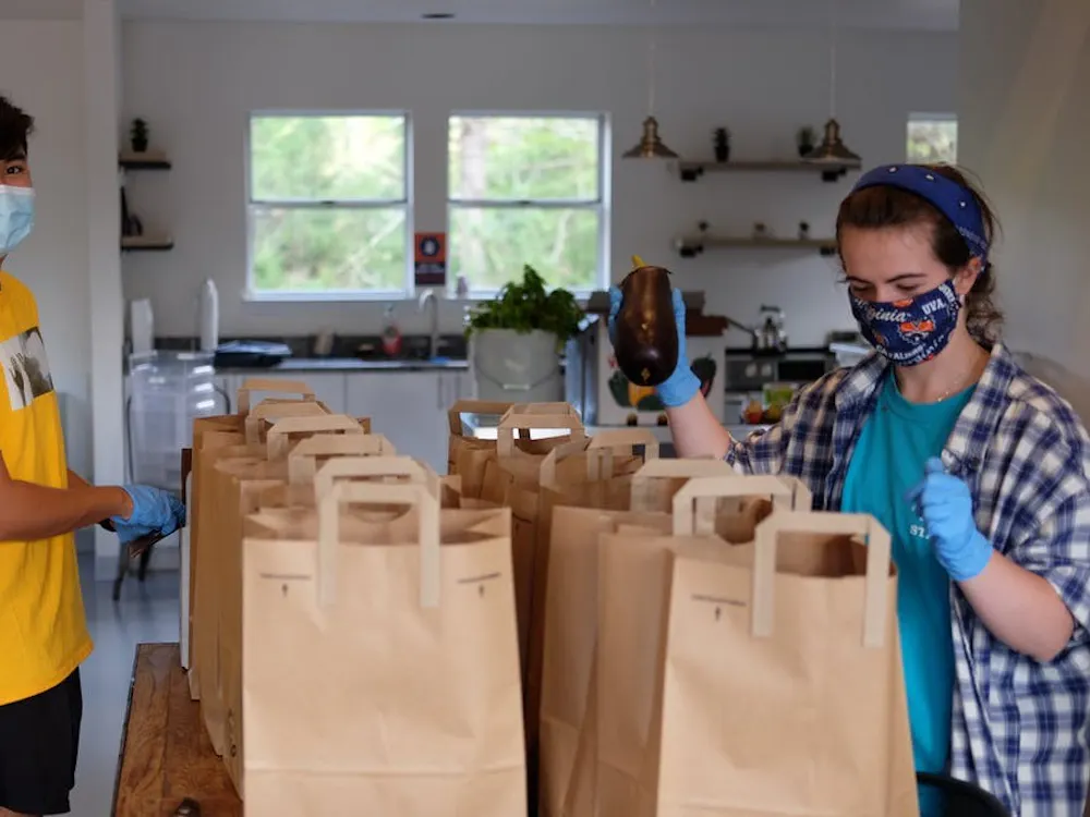 En una encuesta a los asistentes del panel virtual Food and Justice en Virginia, el 43 por ciento de los encuestados sabían "casi nada" sobre el origen de sus alimentos.