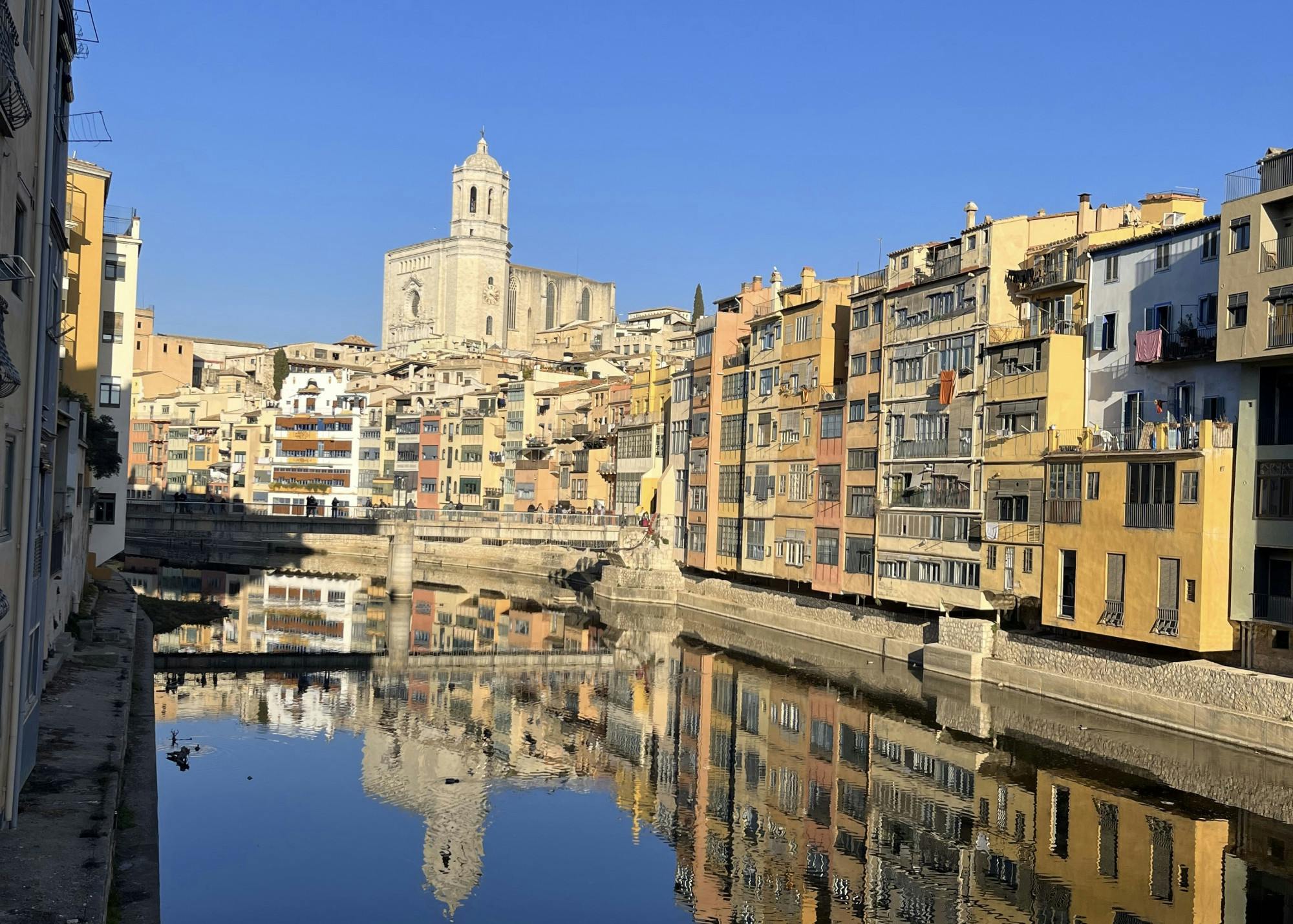 Make your way through various neighborhoods and notice the daily rhythm that surrounds you.&nbsp;