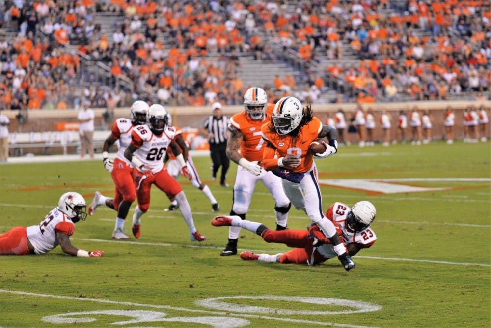 Quarterback Bryce Perkins helped key Virginia's win with his speed, tallying two touchdowns and 108 yards rushing.