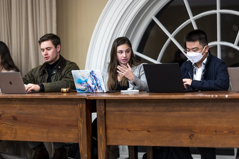 归根结底，这些不过是几篇由准备不足而且时间紧张的学生起草的提案。