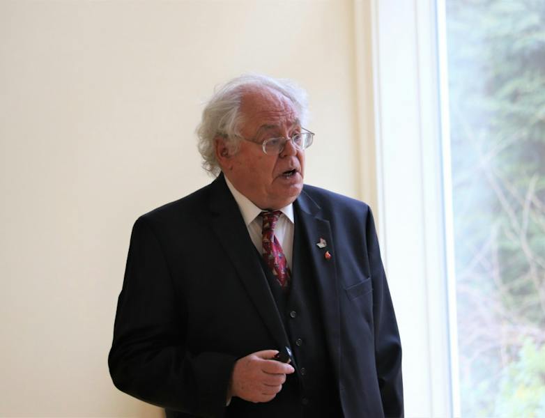 Jewish Leadership Council hosts Holocaust survivor Roger Loria