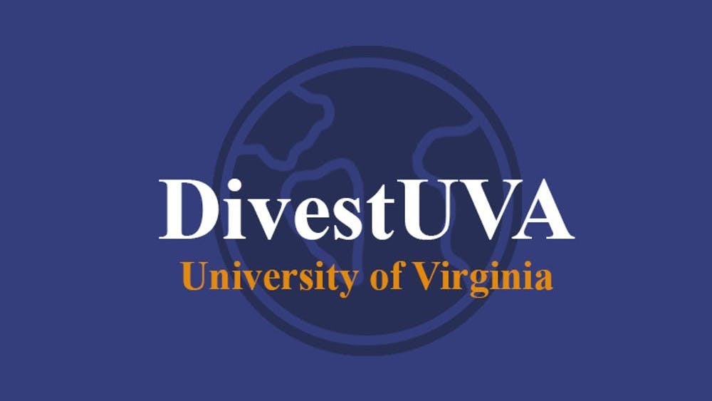 DivestUVA要求将这些资金重新投资到弗大“尊重教职员工和学生未来的资产”中。
