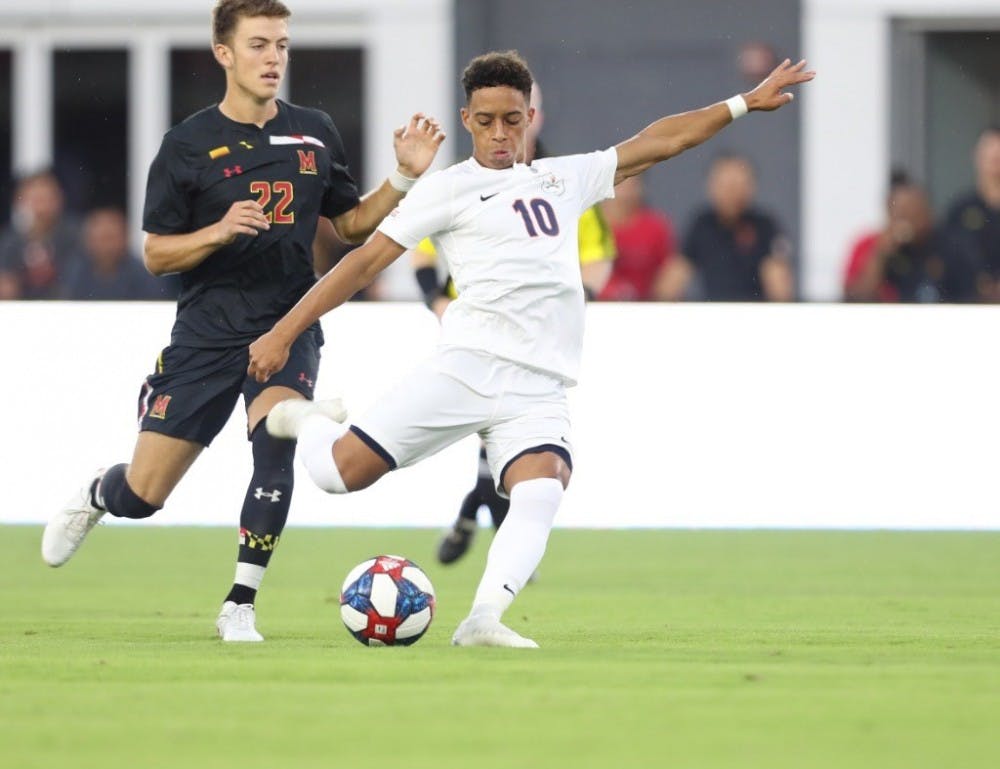 Junior forward Nathaniel Crofts scored a goal and assisted another in the Cavaliers' big win.&nbsp;