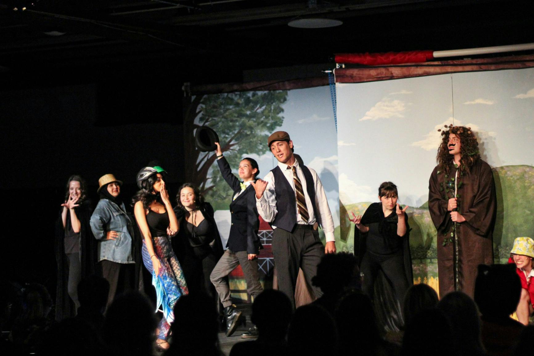 Based on Daniel Wallace’s 1998 novel “Big Fish: A Novel of Mythic Proportions,” the story centers around the life of ultra-charismatic traveling salesman Edward Bloom, played by first-year College student Jack Ireland.