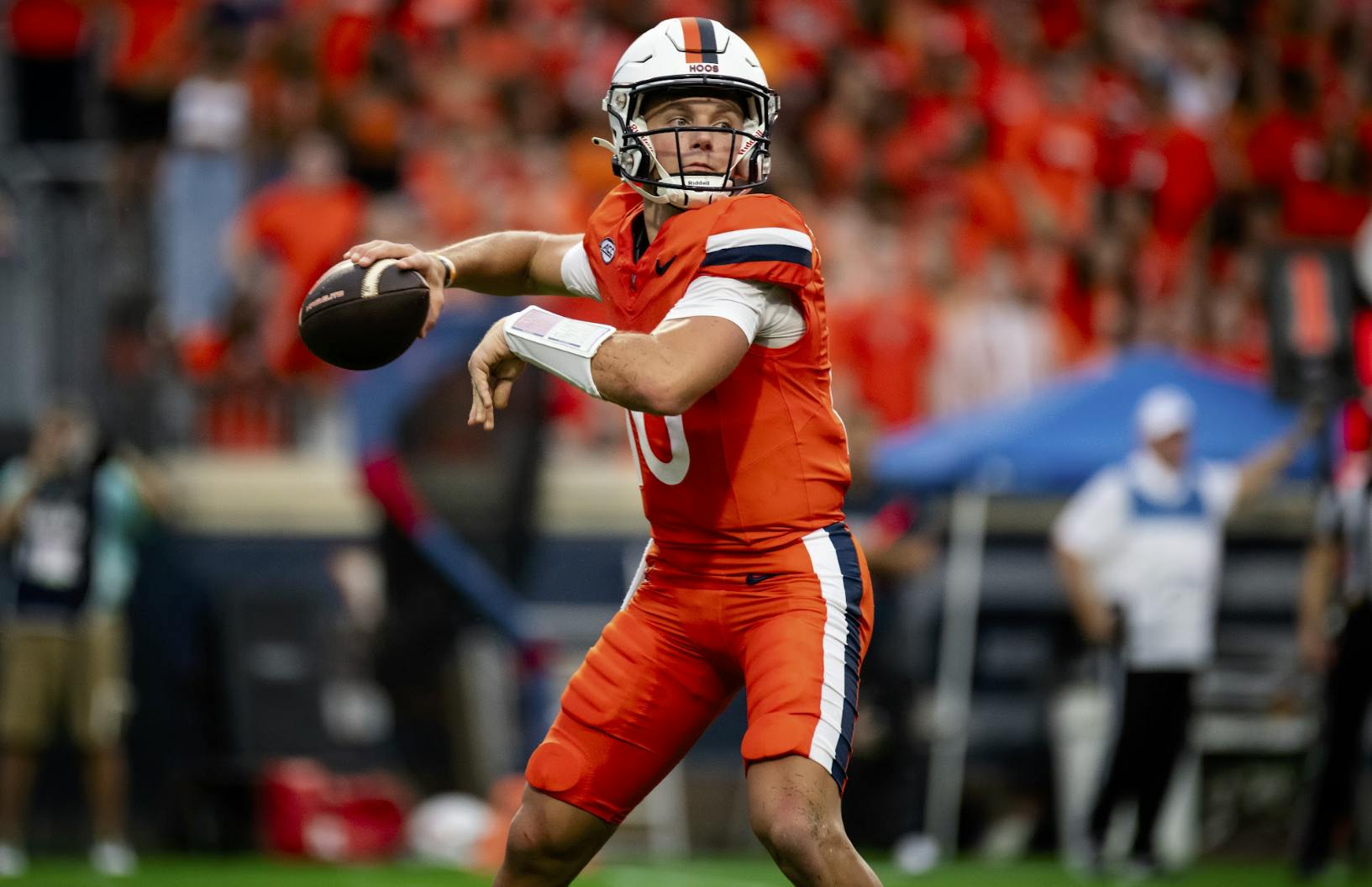 Anthony Colandrea fires a deep pass against Richmond. 