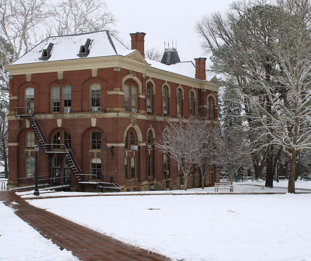 brookshallsnow-katiehall-120525