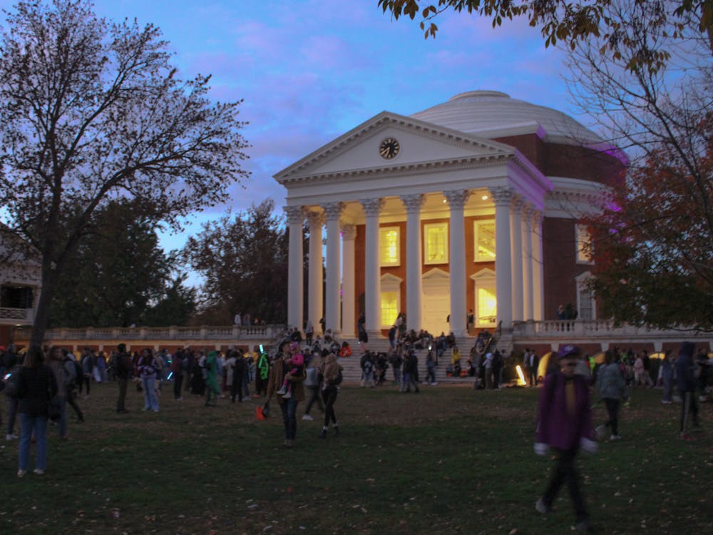 Parents were left scandalized when a horde of Commerce students descended upon the Lawn at around 6:15 p.m.
