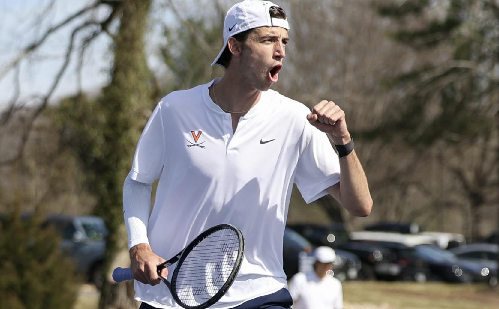 Virginia lengthened its win streak to three matches.