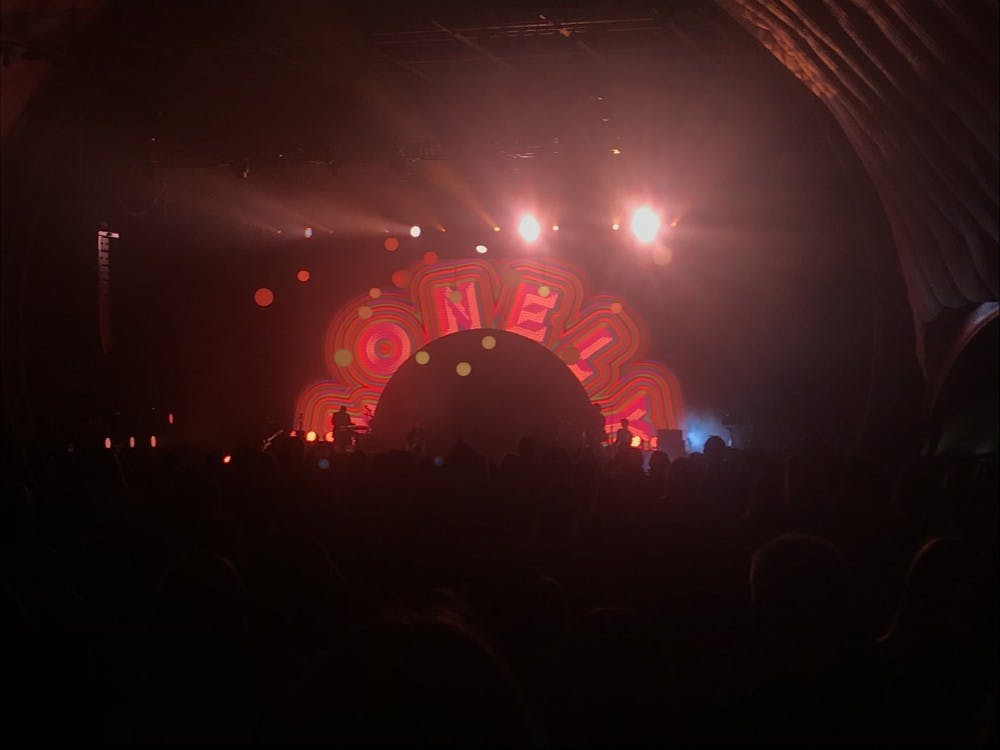 Grammy award winner Kacey Musgraves gave a fun-filled groovy performance at Sprint Pavilion last week.