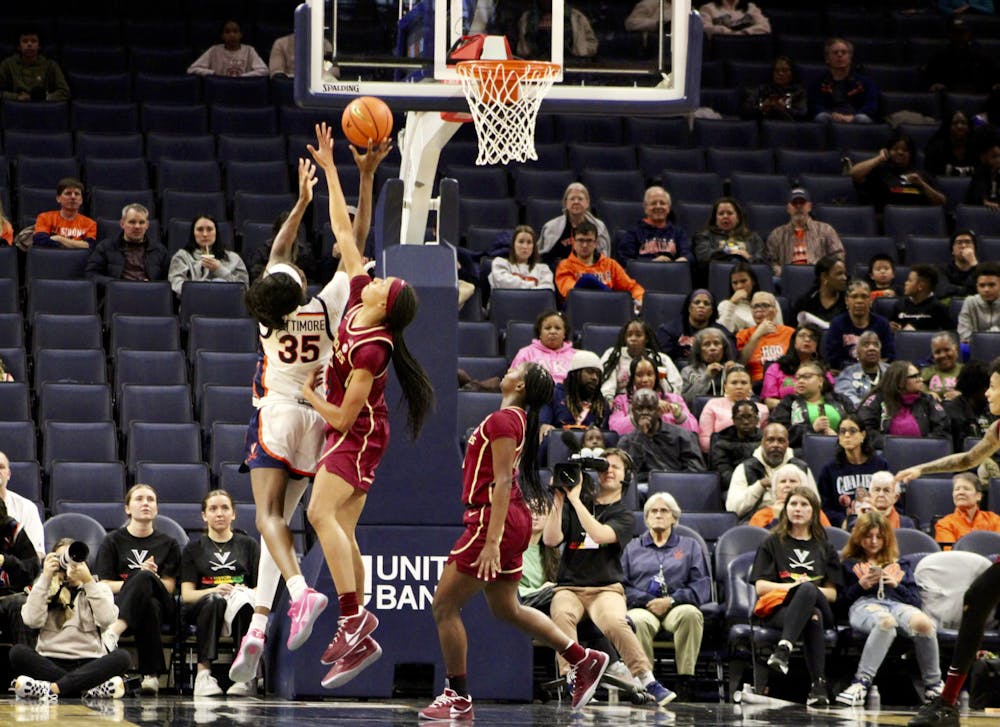 Senior forward Latasha Lattimore drives to the rim.