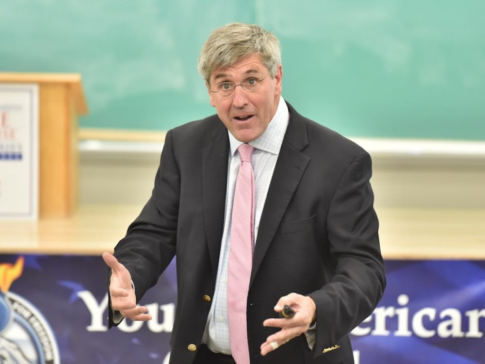 The Young Americans for Freedom hosted Stephen Moore, a former top economic advisor for Donald Trump’s 2016 presidential campaign, for a discussion on the American economy and free market economics Wednesday night.