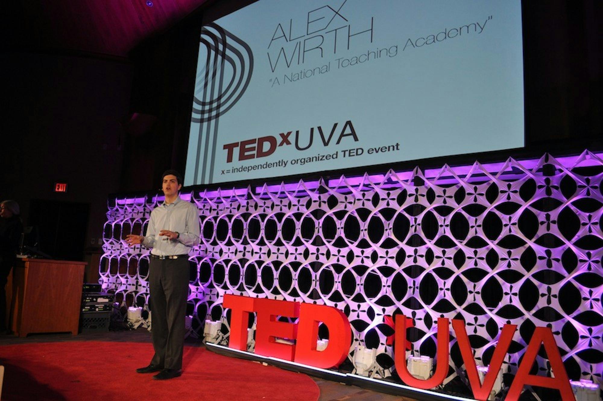 20140222tedxuvamsontakke016