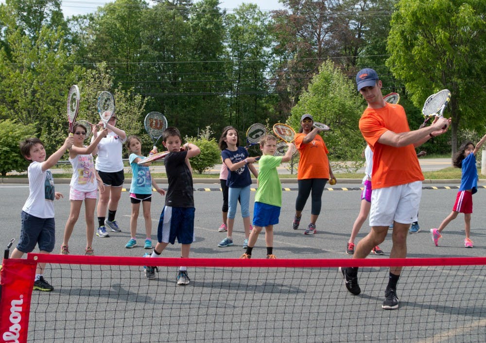 Madison House offers a variety of volunteer programs which link University students with community partners.&nbsp;