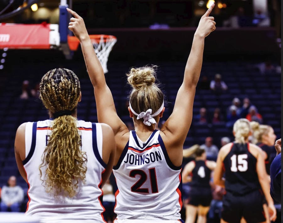 Ten Cavaliers scored in the blowout win.