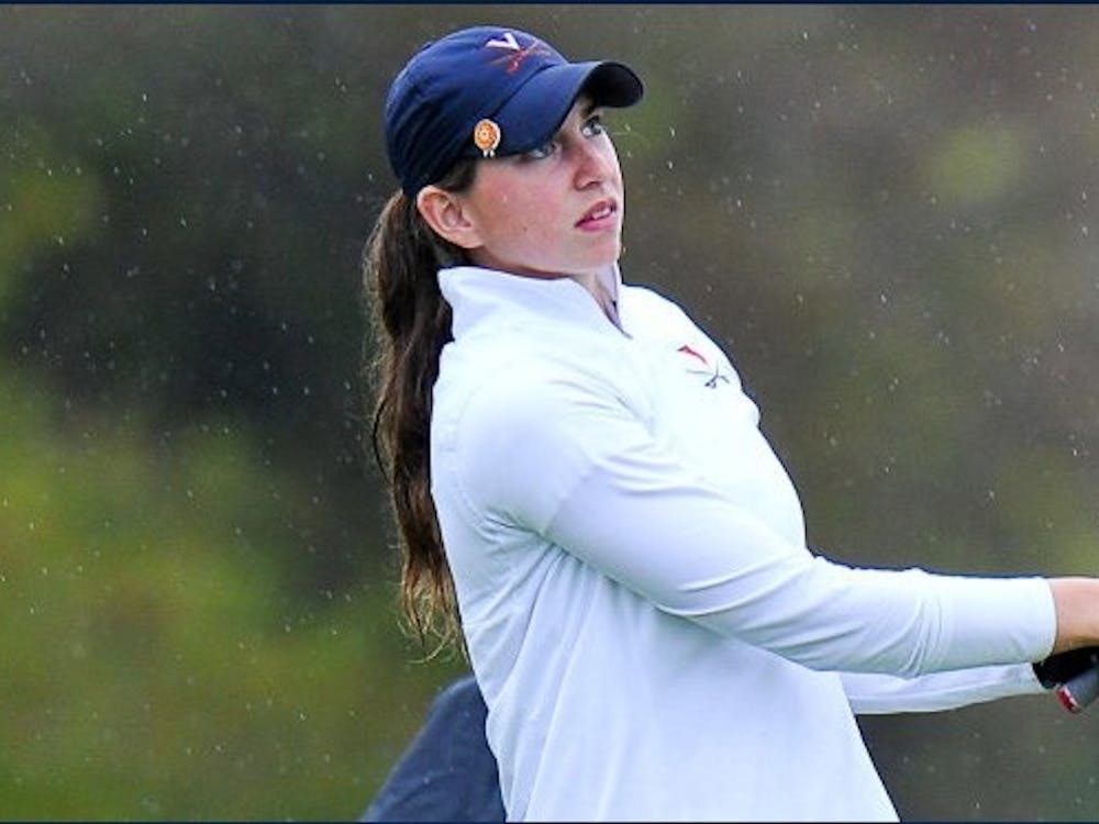 Senior Elizabeth Szokol shot a 1-under 215 and claimed seventh for her third career top-10 finish.