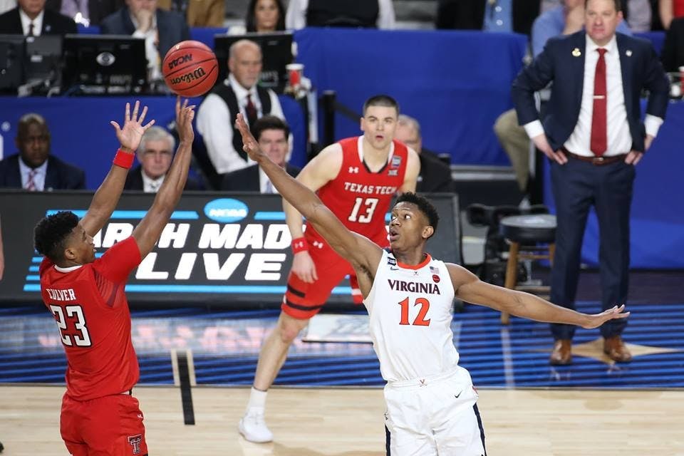 Sophomore guard De'Andre Hunter joins junior guard Ty Jerome in declaring for the NBA Draft.