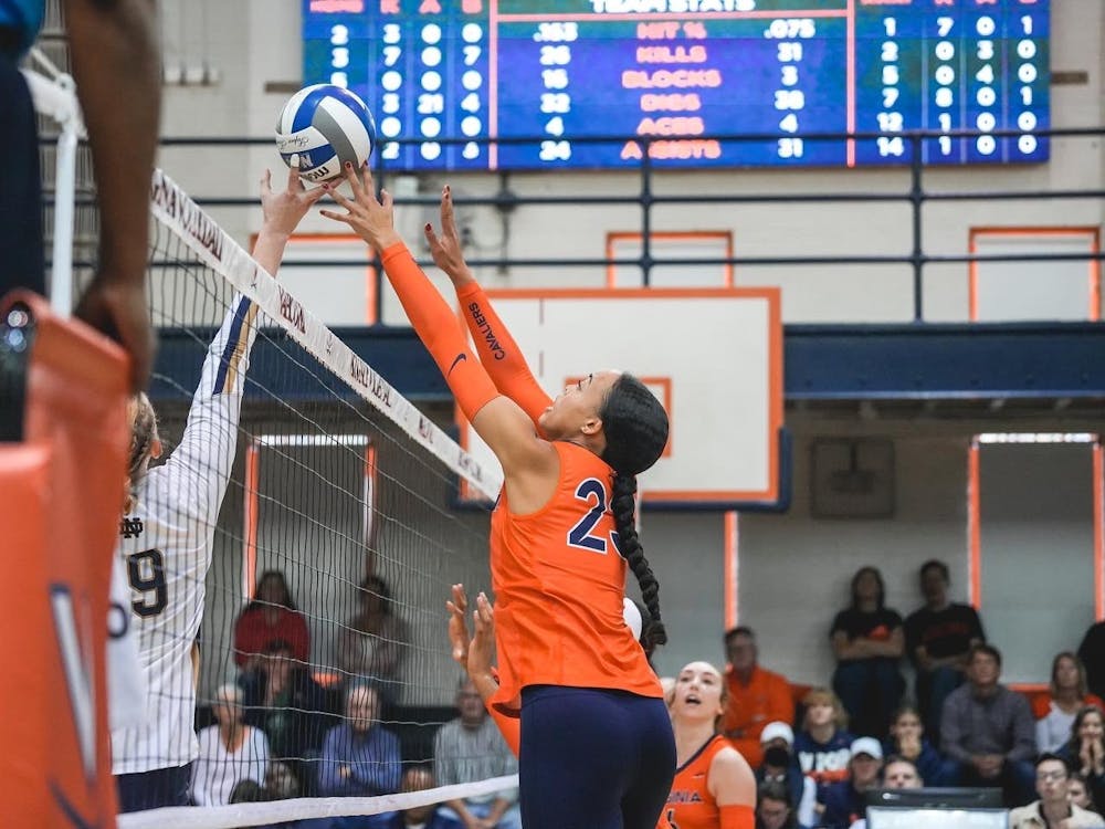 Senior Dominique Simone added two receptions to help Virginia defeat Notre Dame Sunday.