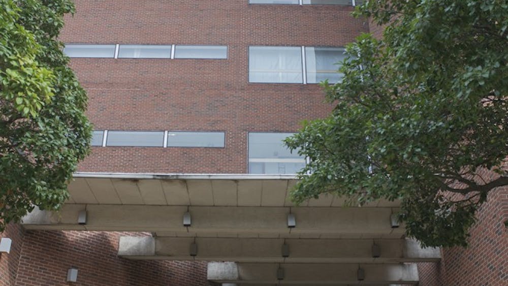 Every Wednesday, the Center for Biomedical Ethics co-hosts the Medical Center Hour. This week, the topic was "Patients without Passports: Challenges of Caring for the Undocumented."