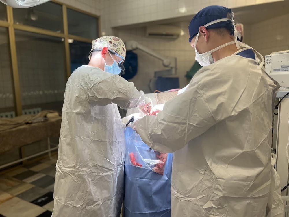 Approximately 70% of the neurosurgical patients that Berlin treated were polytrauma patients or patients with several injuries, such as a brain injury, shrapnel in their legs, collapsed lung and burn wounds.