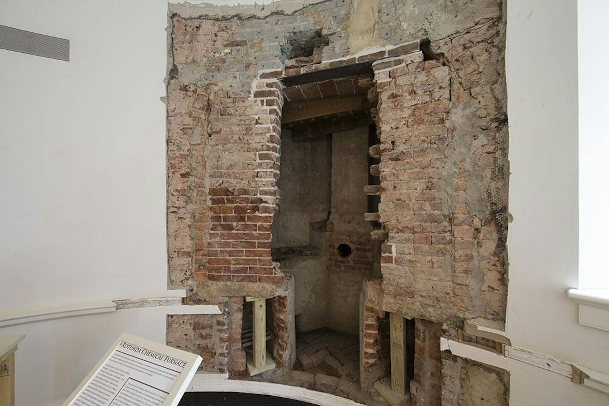 nsrotundachemlabcourtesyuvadanaddison