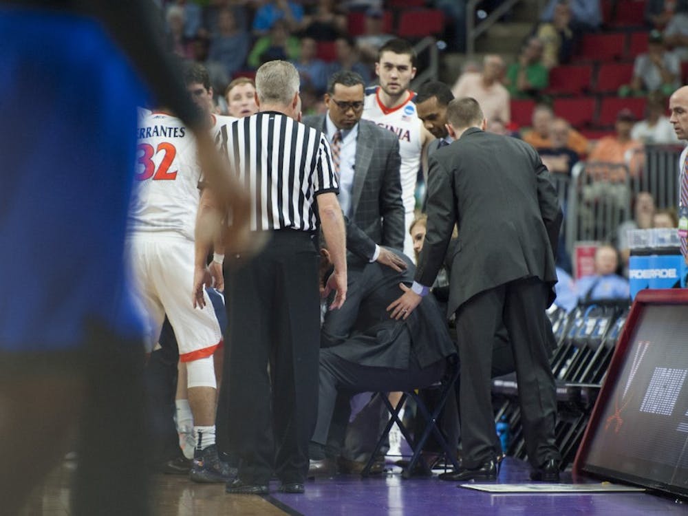 Virginia coach Tony Bennett blacked out late in the first half against Hampton. Bennett claimed it was due to dehydration.