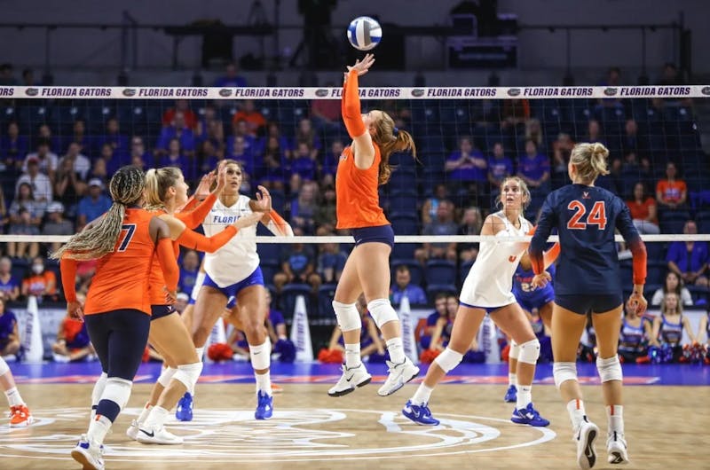 Volleyball picks up two wins before falling to No. 15 Florida at the ...