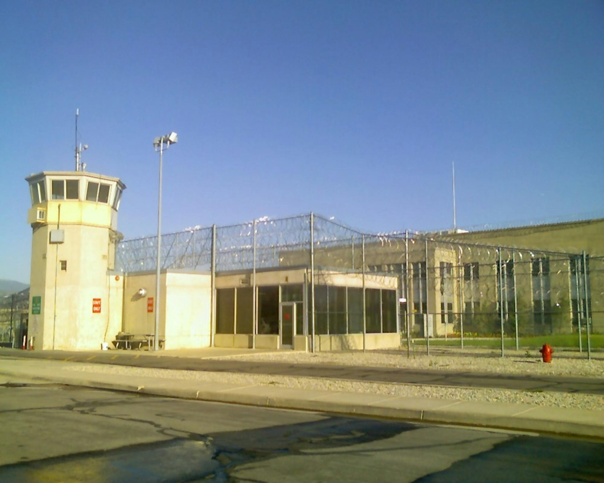 op-prison-courtesywikimediacommons