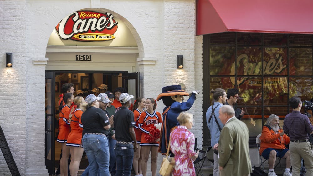 As the raffle announcement drew closer, the crowd swelled. University cheerleaders and Cane’s staff encouraged the crowd to make noise and shouted call-and-response chants.&nbsp;