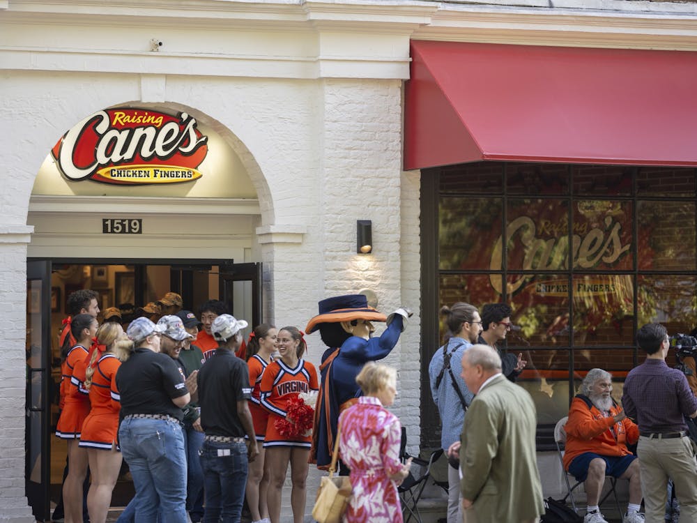 As the raffle announcement drew closer, the crowd swelled. University cheerleaders and Cane’s staff encouraged the crowd to make noise and shouted call-and-response chants. 