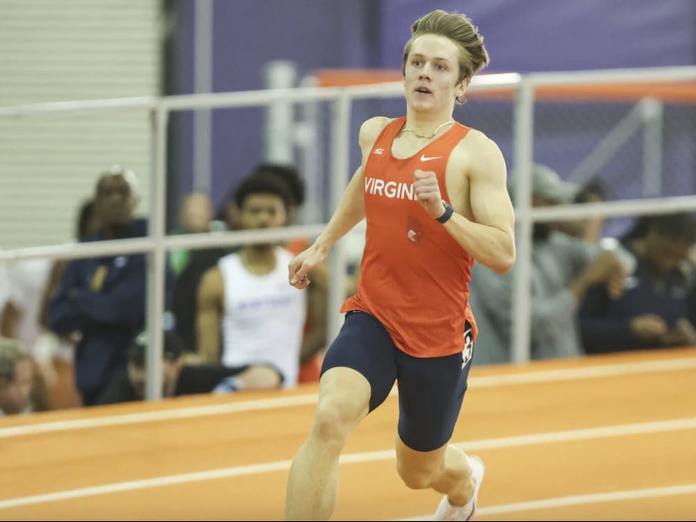 Highlighted by the men's distance medley relay, Virginia turned in another exceptional weekend.