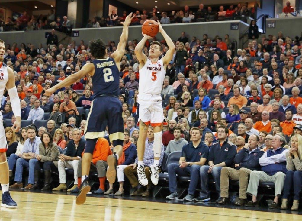 Kyle Guy shot 8-10 from three-point range against Syracuse, and had a team-high 7 rebounds.