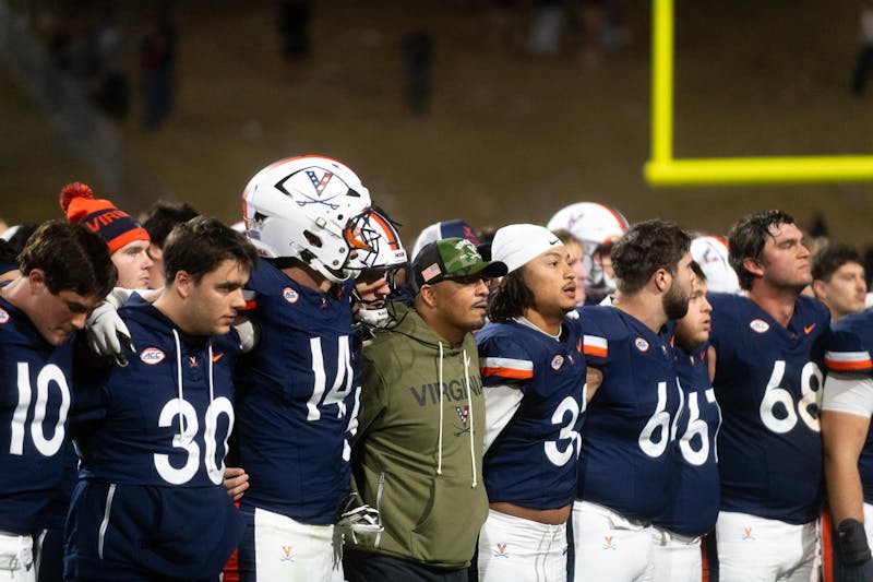 Virginia will lean on veteran center and studious secondary with the season at stake