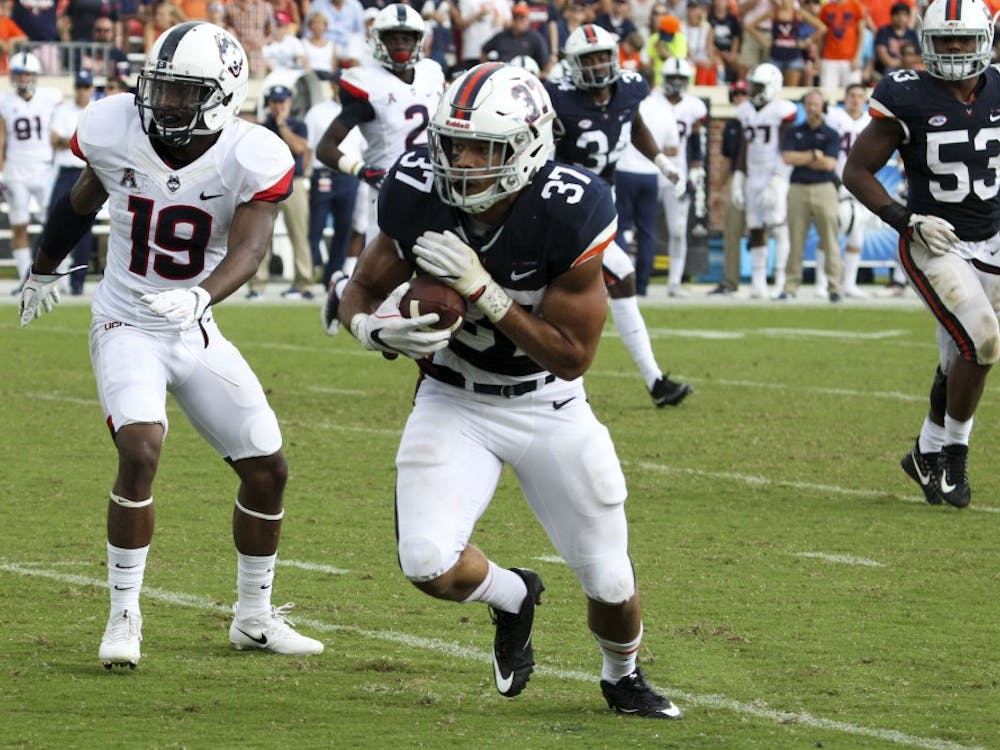 Sophomore inside linebacker Jordan Mack will have to team up with senior linebacker Micah Kiser Saturday to shut down Duke's rushing attack. 