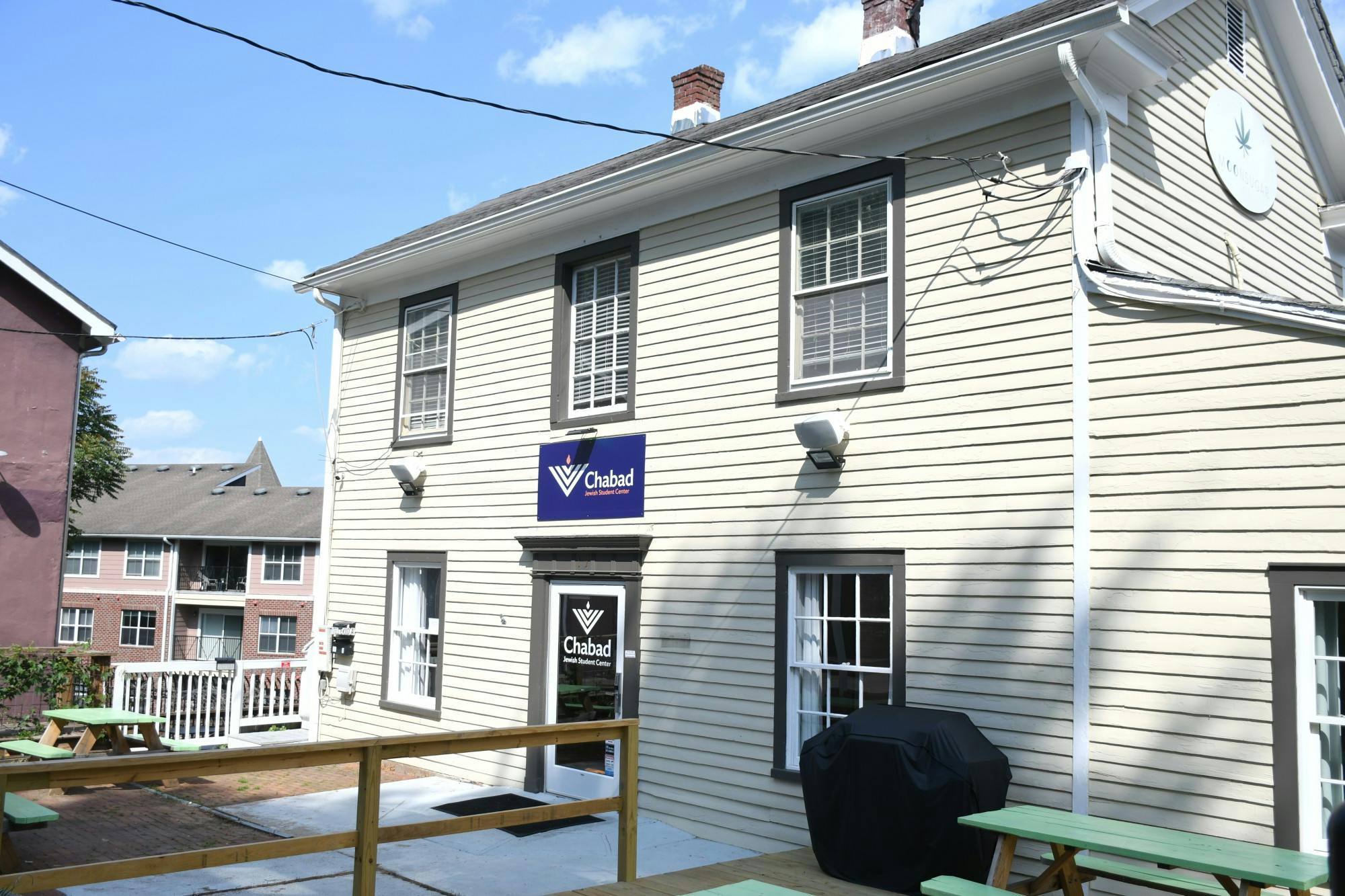 The Chabad House takes over the space from Skooma — a Charlottesville CBD dispensary — which had occupied the location since April 2022.