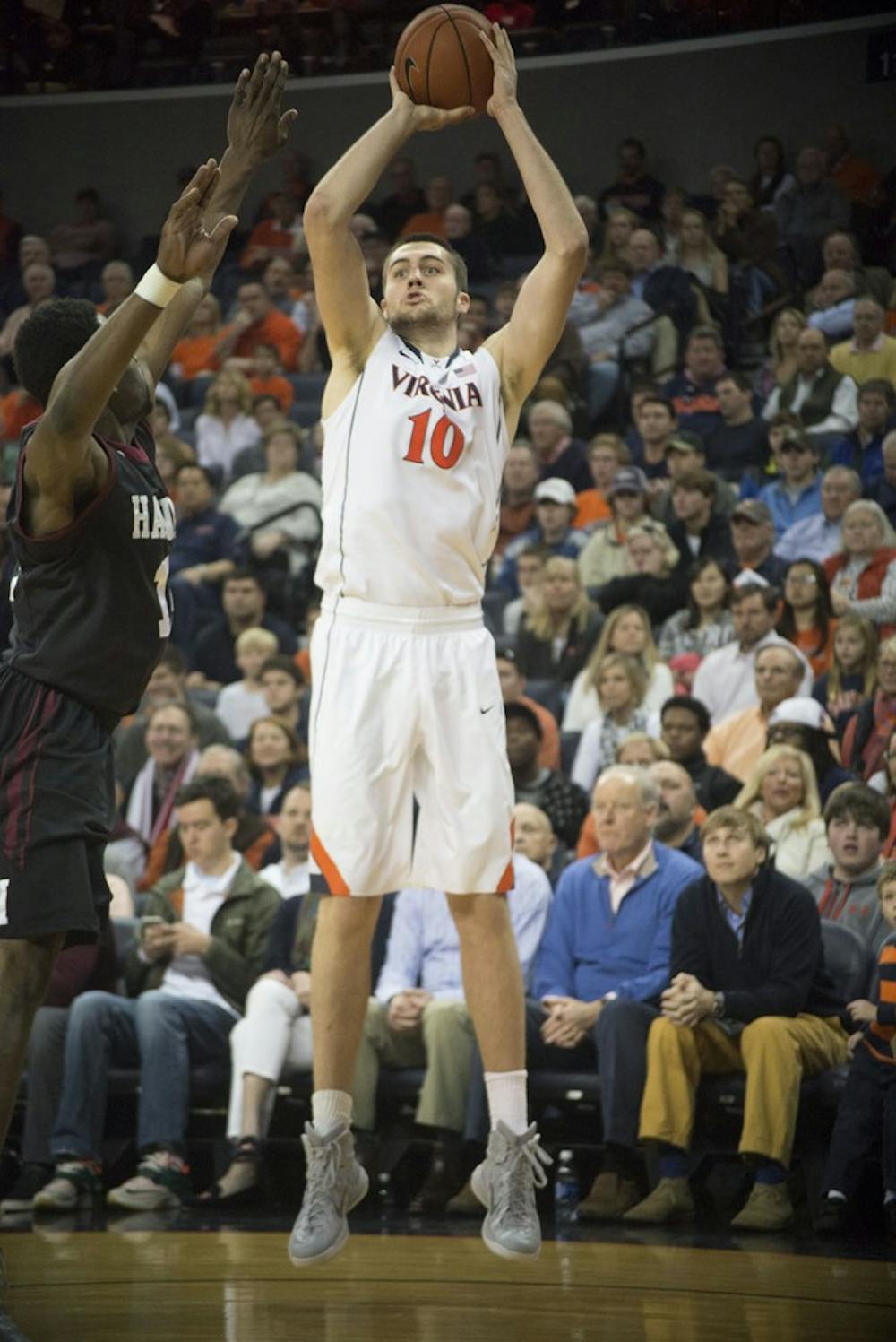 Junior center Mike Tobey scored Virginia's first nine points on Sunday in Charlottesville. The Monroe, New York native finished with 15 points, 10 rebounds and two blocks for the second double-double of his collegiate career. 