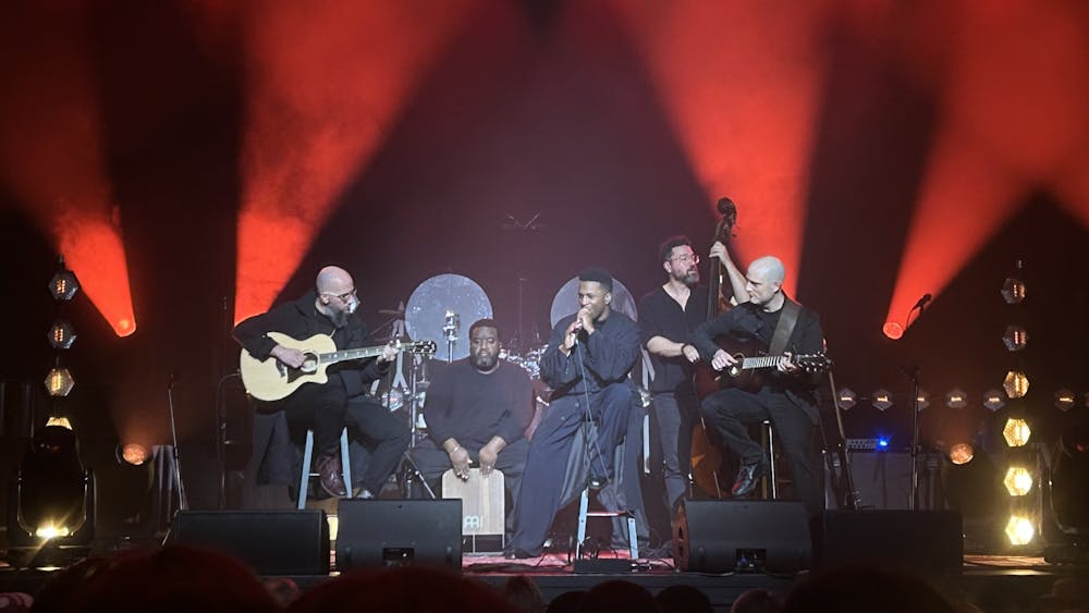 The holiday spirit came alive at The Paramount Theater Wednesday evening, as Leslie Odom Jr., Tony and Grammy Award-winning artist, took the stage for “The Christmas Tour.”