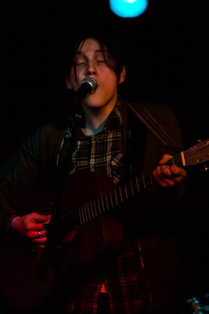 Zeke Duhon, singing a mellowed out mashup of Taylor Swift's 'Shake it Off' and Kanye West's 'Can't Tell Me Nothing.'