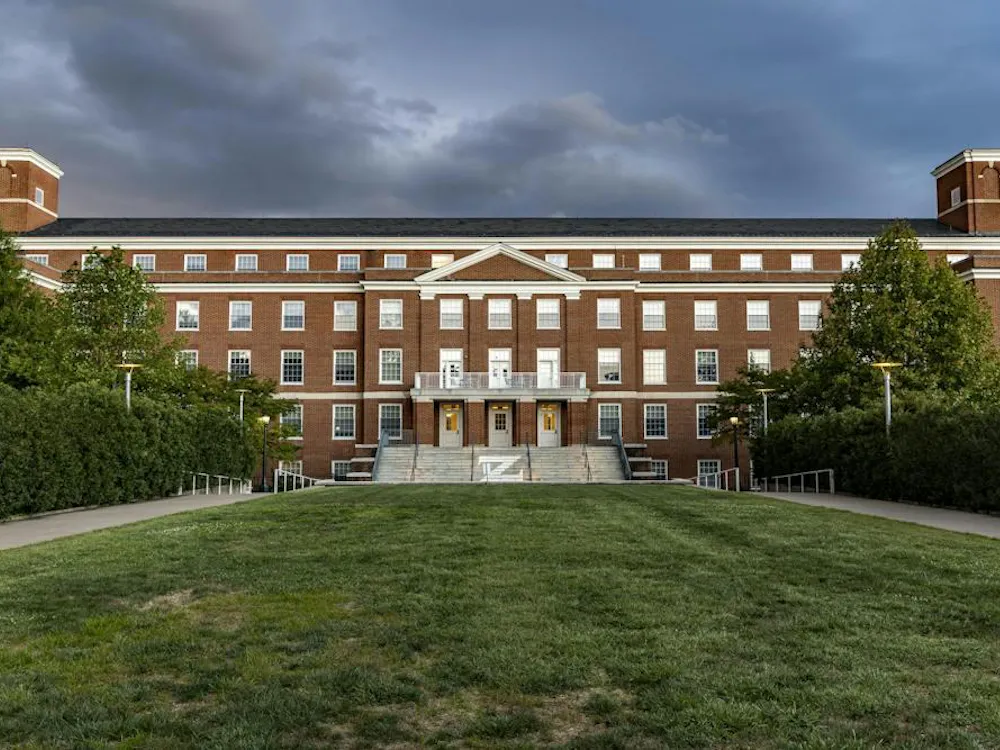 New Cabell Hall, fotografiado el 14 de septiembre de 2023.