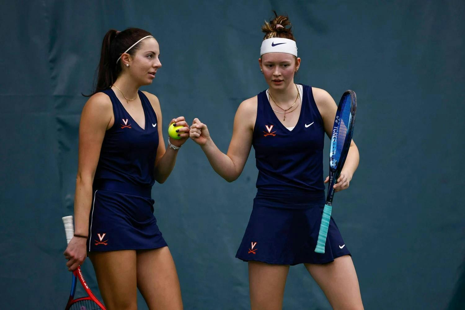 Virginia cruised past Duquesne to start the season.